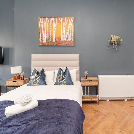 Morden Studio Flat Moments Away From Brighton Seafront Apartment Exterior photo