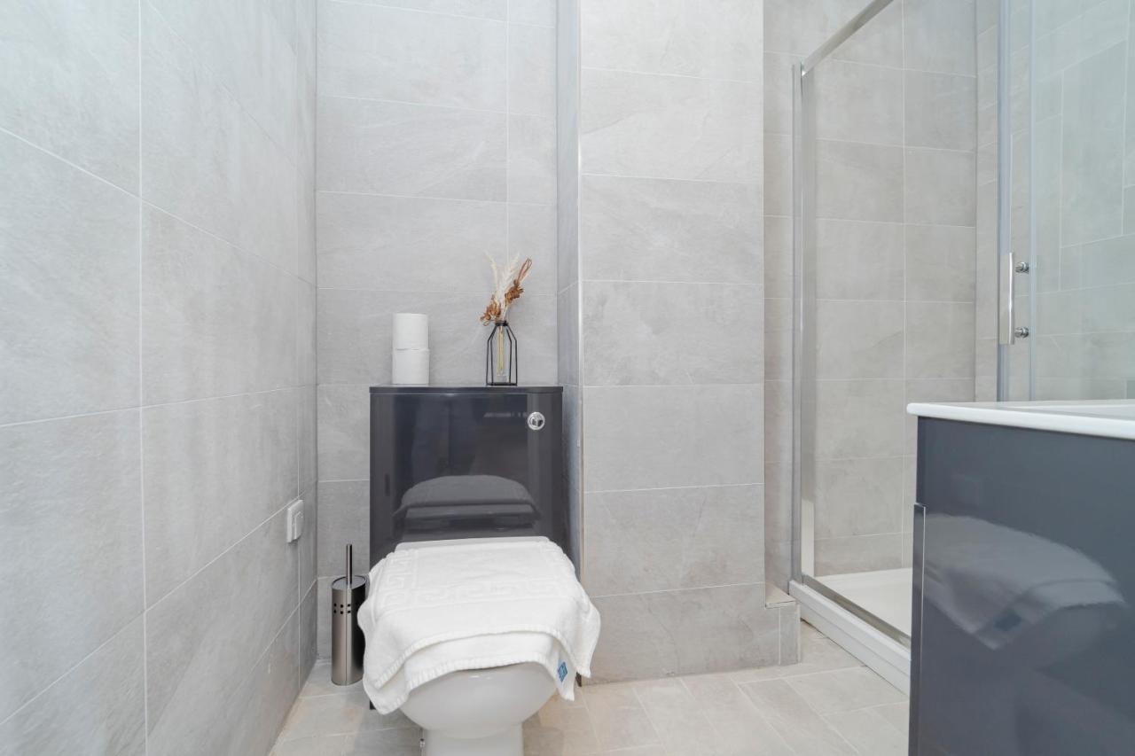 Morden Studio Flat Moments Away From Brighton Seafront Apartment Exterior photo